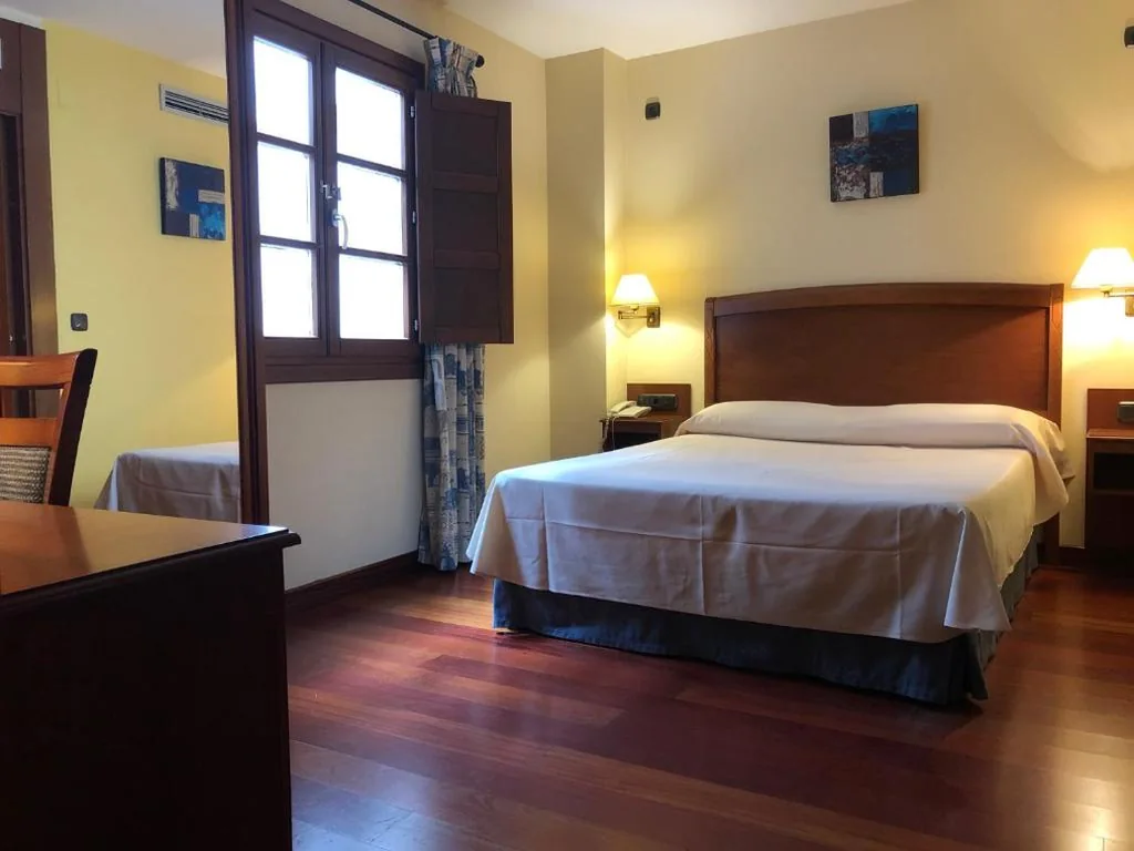 Quarto Duplo Económico — Hotel Aroi Bierzo Plaza