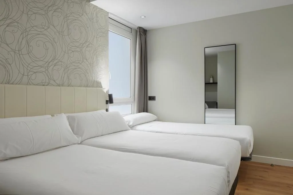 Habitación Doble con cama supletoria - 2 camas — HOTEL ARRiZUL BEACH