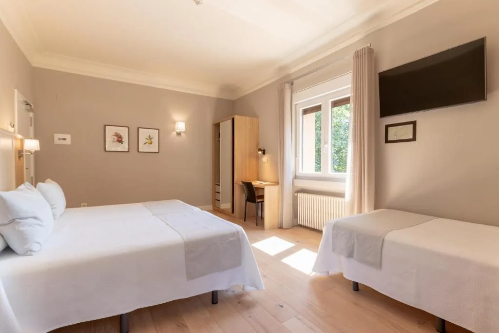 Camera tripla Superior — Hotel Artaza