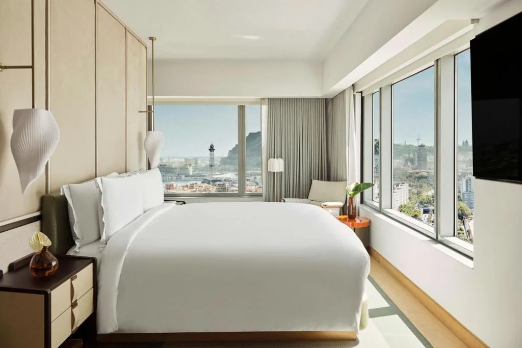 Suite Skyline con 1 camera da letto e vista sulla città - 1 letto matrimoniale extra large — Hotel Arts Barcelona