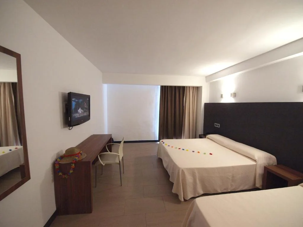 Double Room with Spa Access - 1 or 2 Beds — Hotel Astoria Park