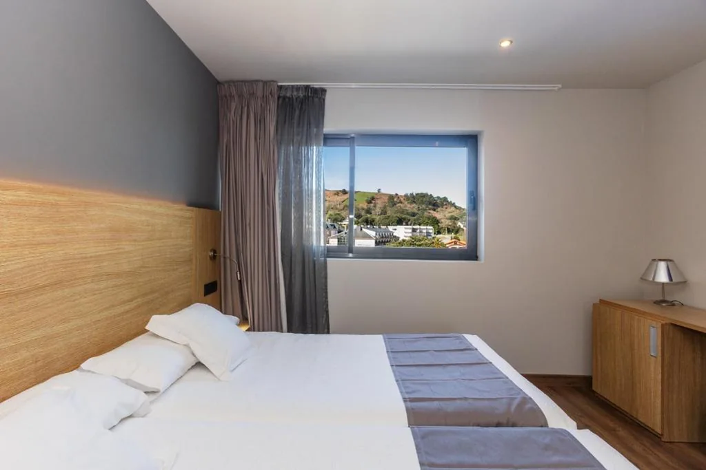 Camera doppia - 1 o 2 letti — Hotel Astuy