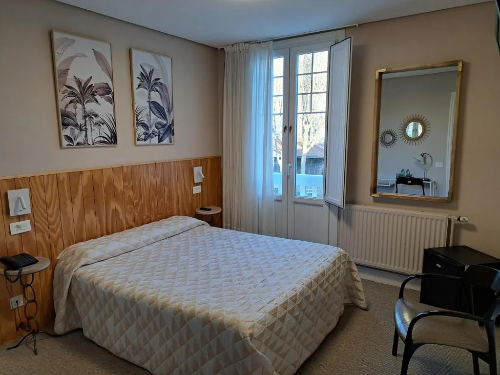 Habitación Doble Estándar — Hotel Atalaya- FREE PARKING GRATUITO