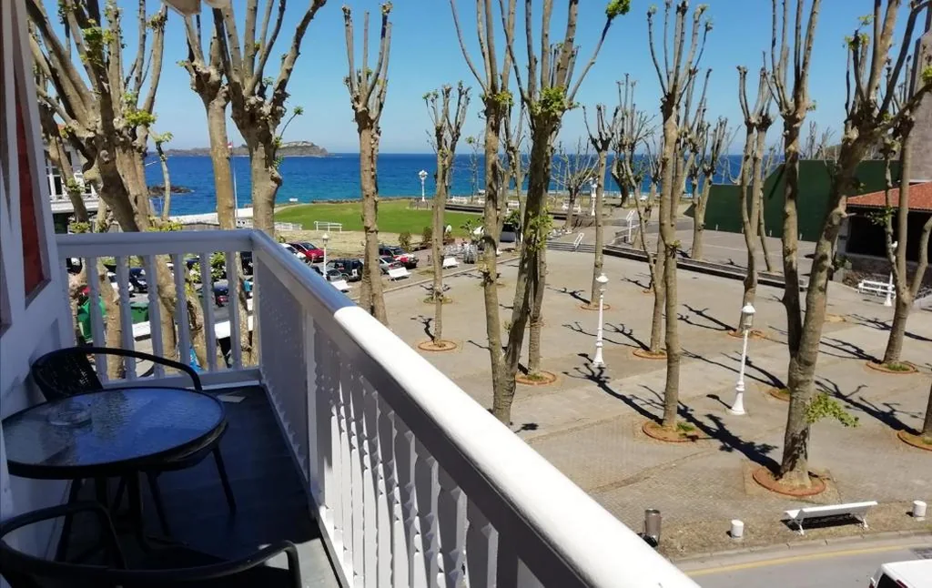 Habitación Doble Superior con vistas al mar - 1 o 2 camas — Hotel Atalaya- FREE PARKING GRATUITO