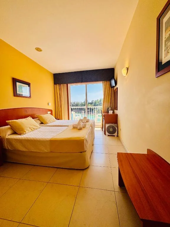 Double Room with Sea View - 1 or 2 Beds — Hotel Atalaya II