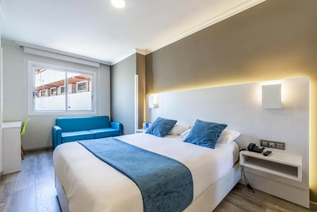 Habitación Doble Familiar Superior — Hotel Atlántico Vigo