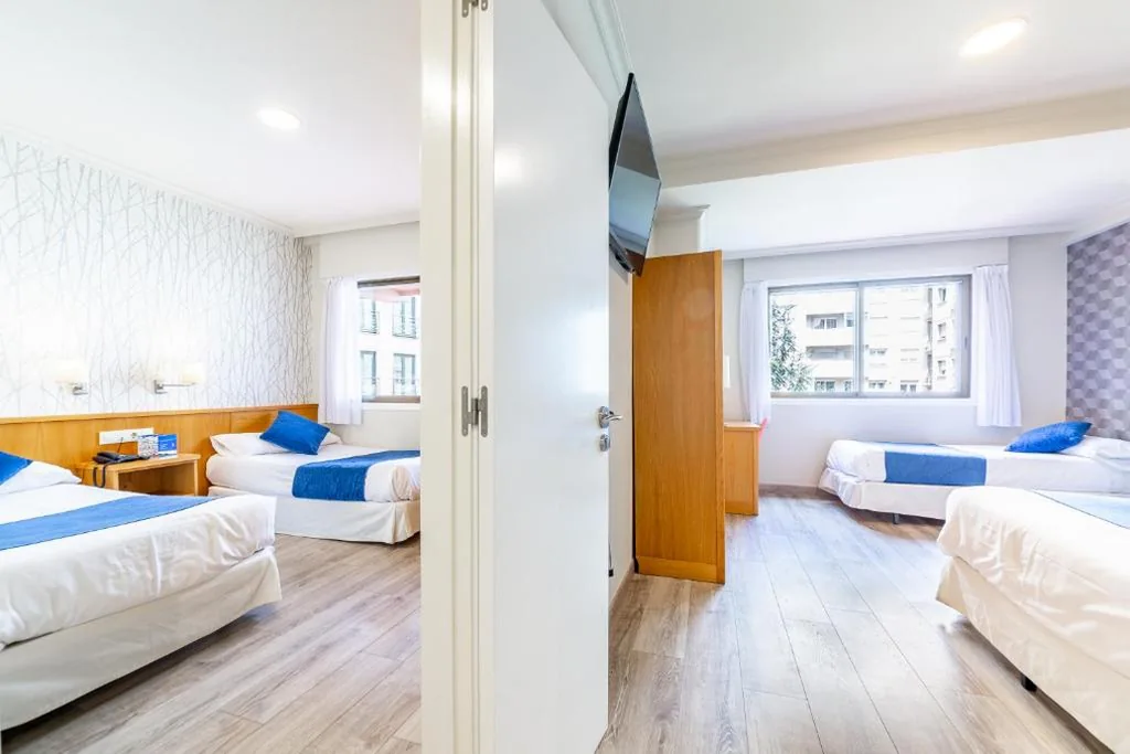 Habitación Familiar Superior — Hotel Atlántico Vigo