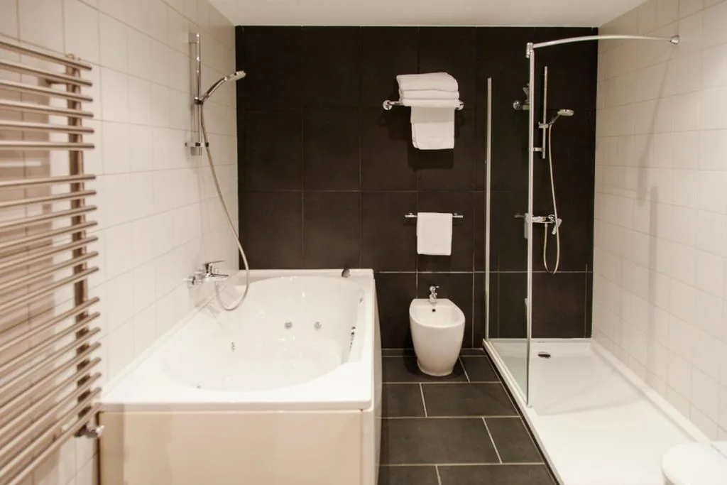 Suite — Hotel Avenida