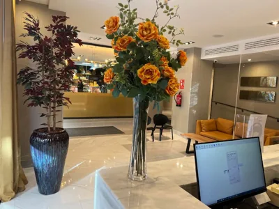 Hotel Avenida Gran Vía — foto 5