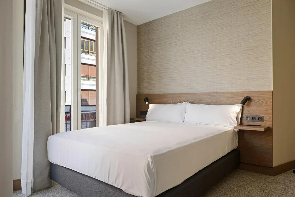 Chambre double - 1 ou 2 lits — Hotel Avenida
