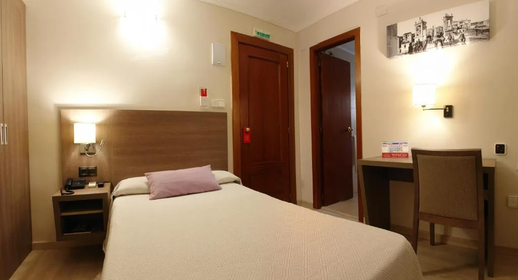 Camera singola — Hotel Avenida Plaza