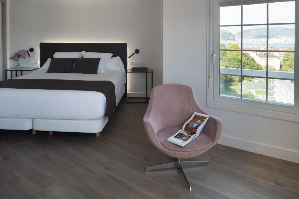 Habitación Cuádruple Prémium — Hotel Avenida