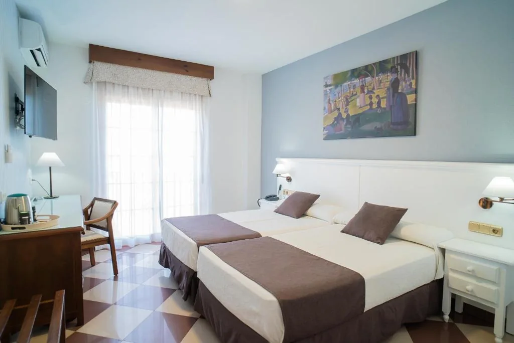 Doppelzimmer - 1 oder 2 Betten — Hotel Avenida Tropical by Bossh! Hotels