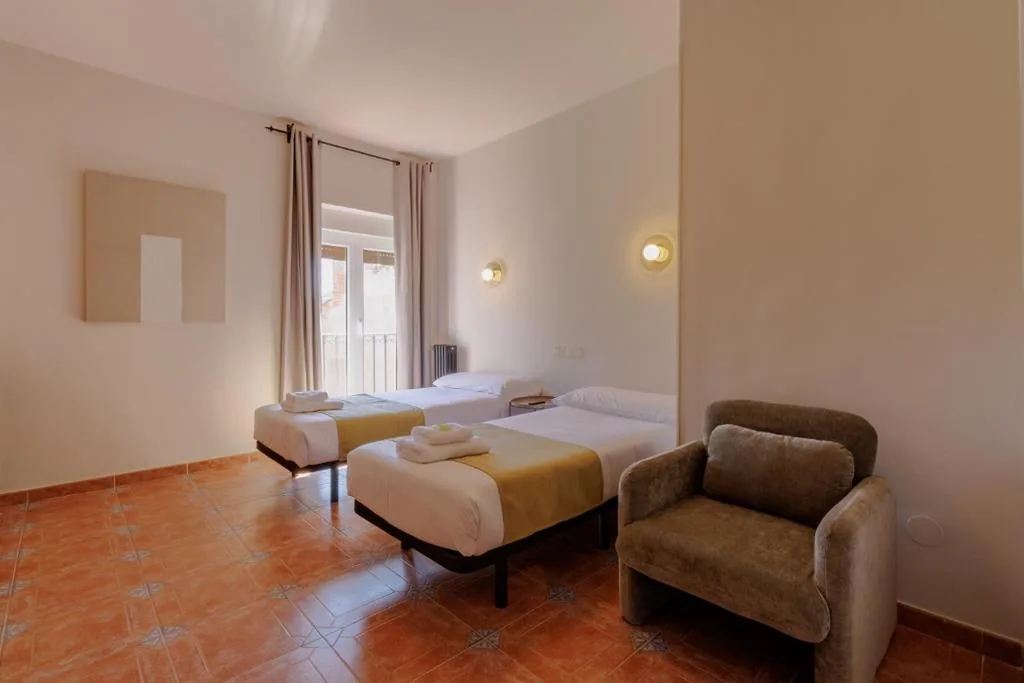 Habitación Doble con vistas al jardín - 2 camas — HOTEL Ávila Centro