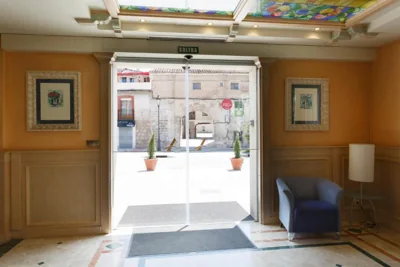 Hotel Azofra — foto 10