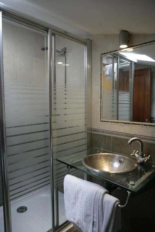 Doppelzimmer – 1 oder 2 Betten — Hotel Azpiazu