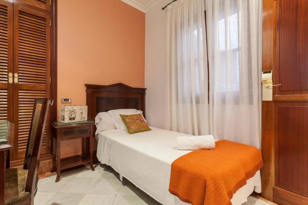 Habitación Individual — Hotel Baco