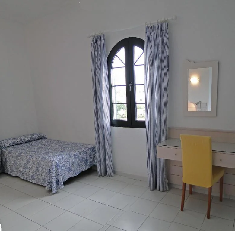 Chambre individuelle — Hotel Bahia