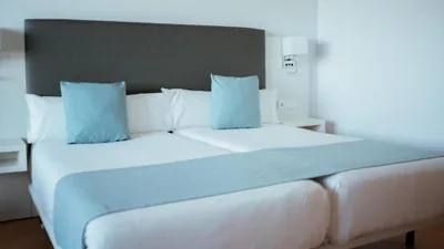 Hotel Bahia Sur — Foto 8