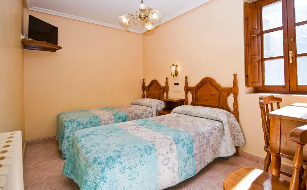 Quarto Duplo Standard - 2 camas — Hotel Ballarin