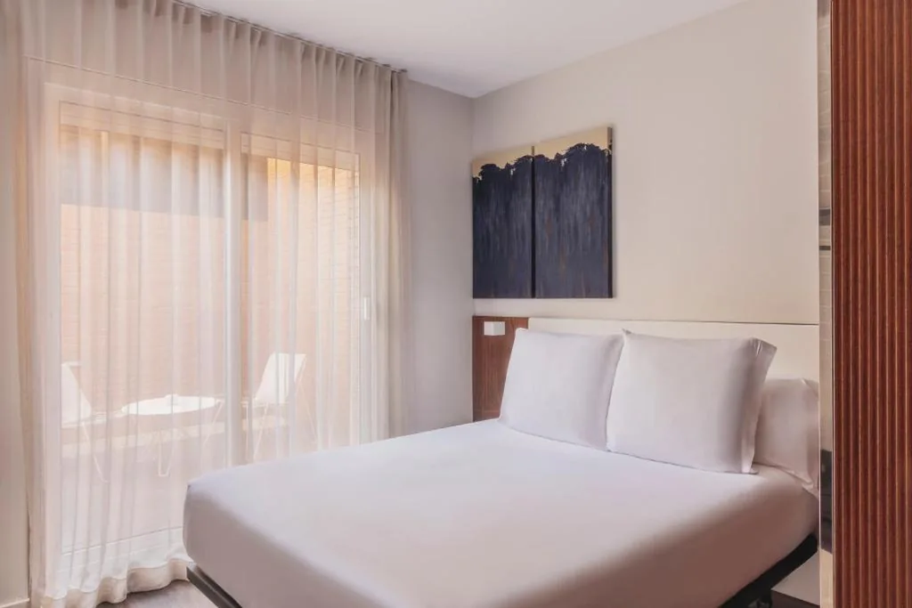 Habitación Familiar — Hotel Balmes, a member of Preferred Hotels & Resorts