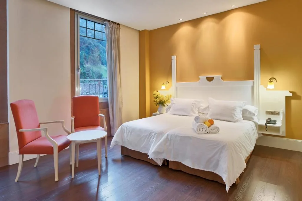 Double Room with Spa Access - 1 or 2 Beds — Hotel Balneario La Hermida