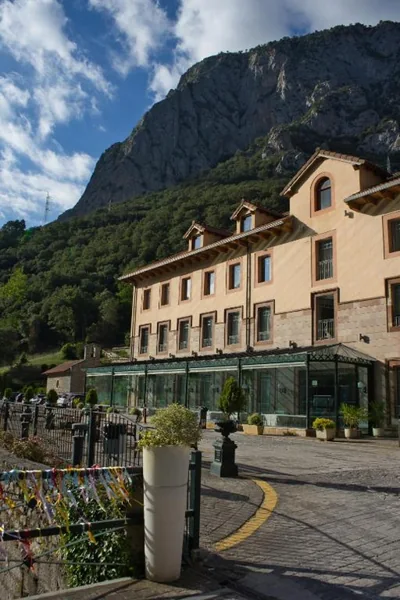 Hotel Balneario La Hermida — photo 3