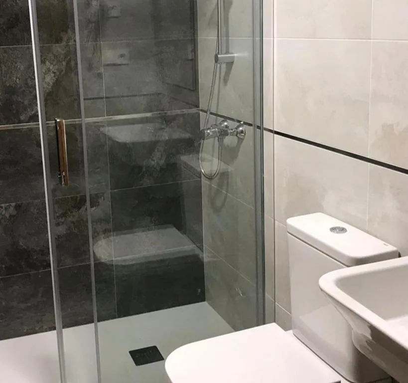 Günstiges Einzelzimmer — Hotel Baltico 2 estrellas