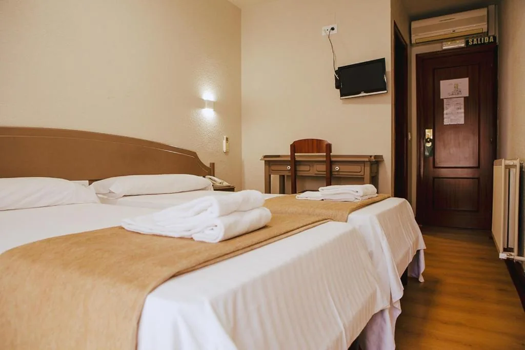 Habitación Doble - 2 camas — Hotel&Bar Ducay