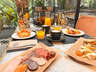 Hotel Barcelona Catedral 4 Sup — Foto 11