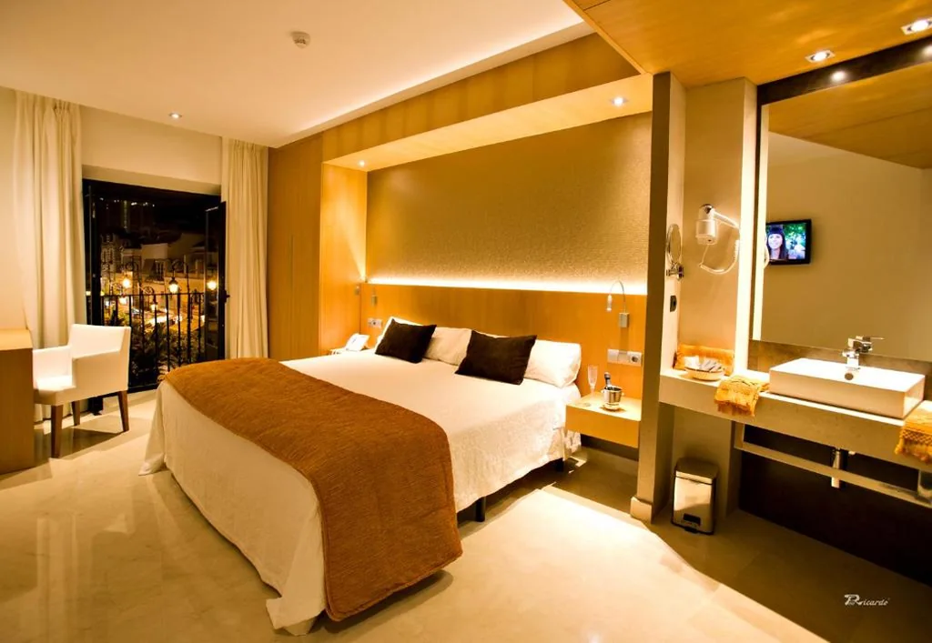 Quarto Duplo Superior com banheira de hidromassagem — Hotel Barrameda