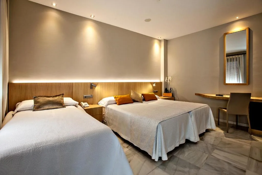 Quarto Triplo — Hotel Barrameda