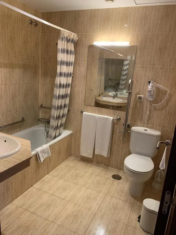 Chambre individuelle — Hotel Barreiro