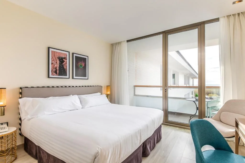 Habitación Doble Deluxe con vistas parciales al mar — Hotel Barú