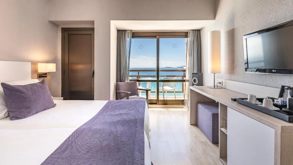 Junior suite met uitzicht op zee — Hotel Be Live Adults Only Marivent