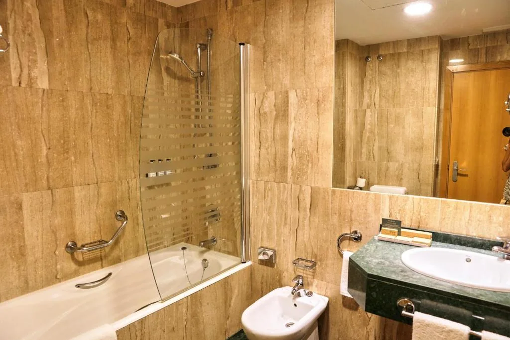 Klassisches Doppelzimmer — Hotel Bécquer