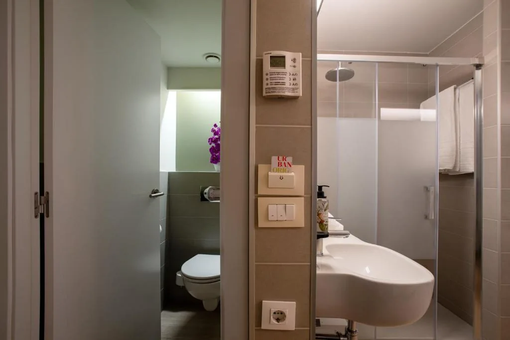 Habitación Doble - 2 camas — Hotel Bed4U Pamplona