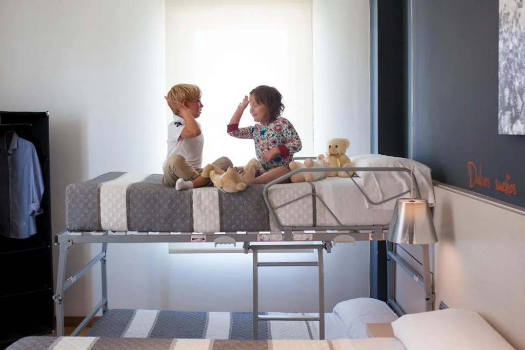 Chambre Familiale avec parking gratuit — Hotel Bed4U Tudela