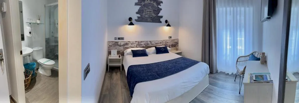Habitación Familiar Superior — Hotel Bella Dolores