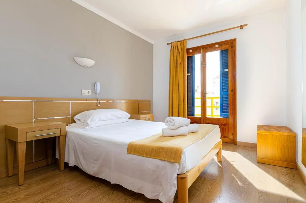 Einzelzimmer mit Balkon — Hotel Bellavista