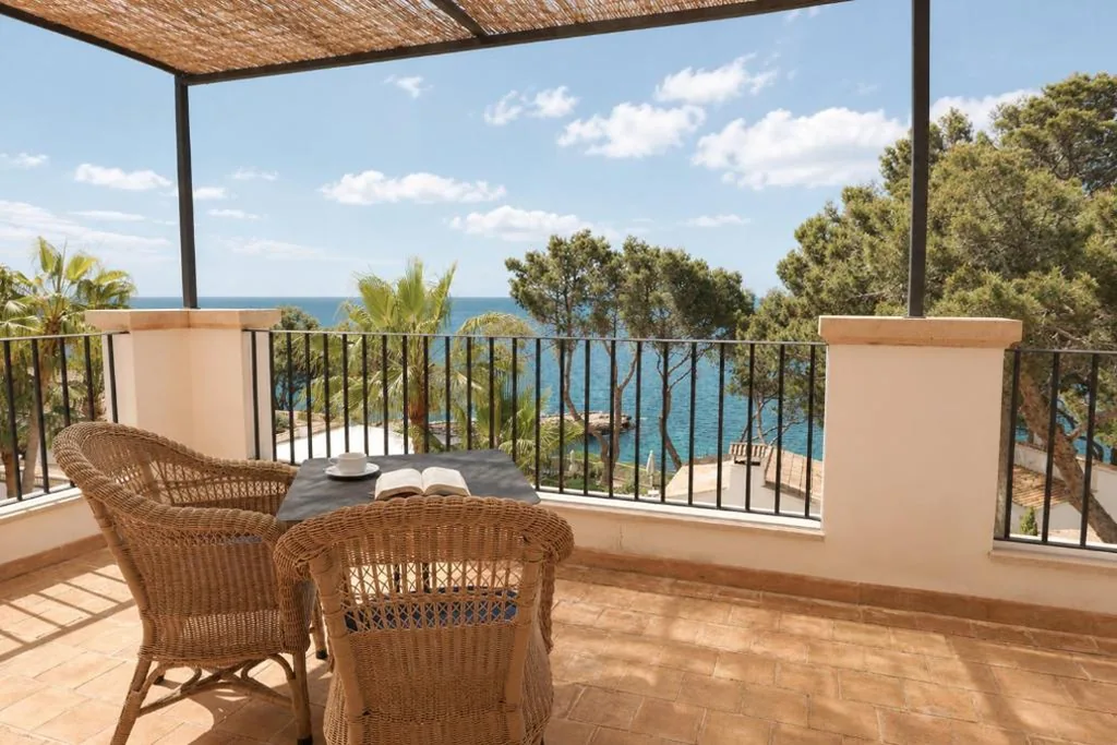 Suite Superior con vistas al mar — Hotel Bendinat