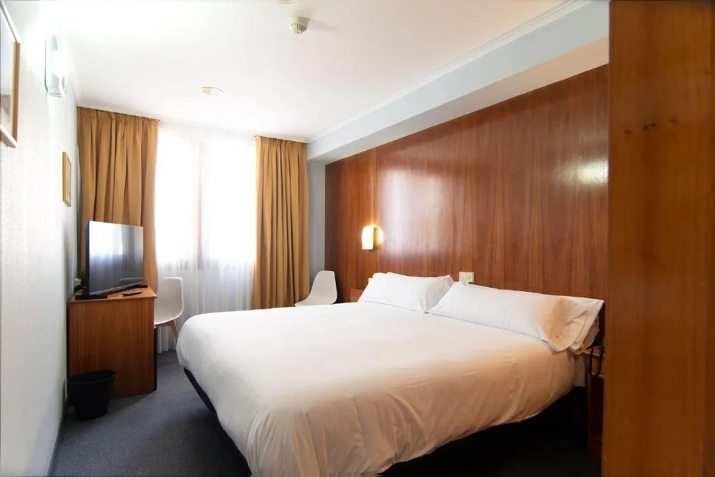Camera Doppia - 1 o 2 letti — Hotel Beratxa