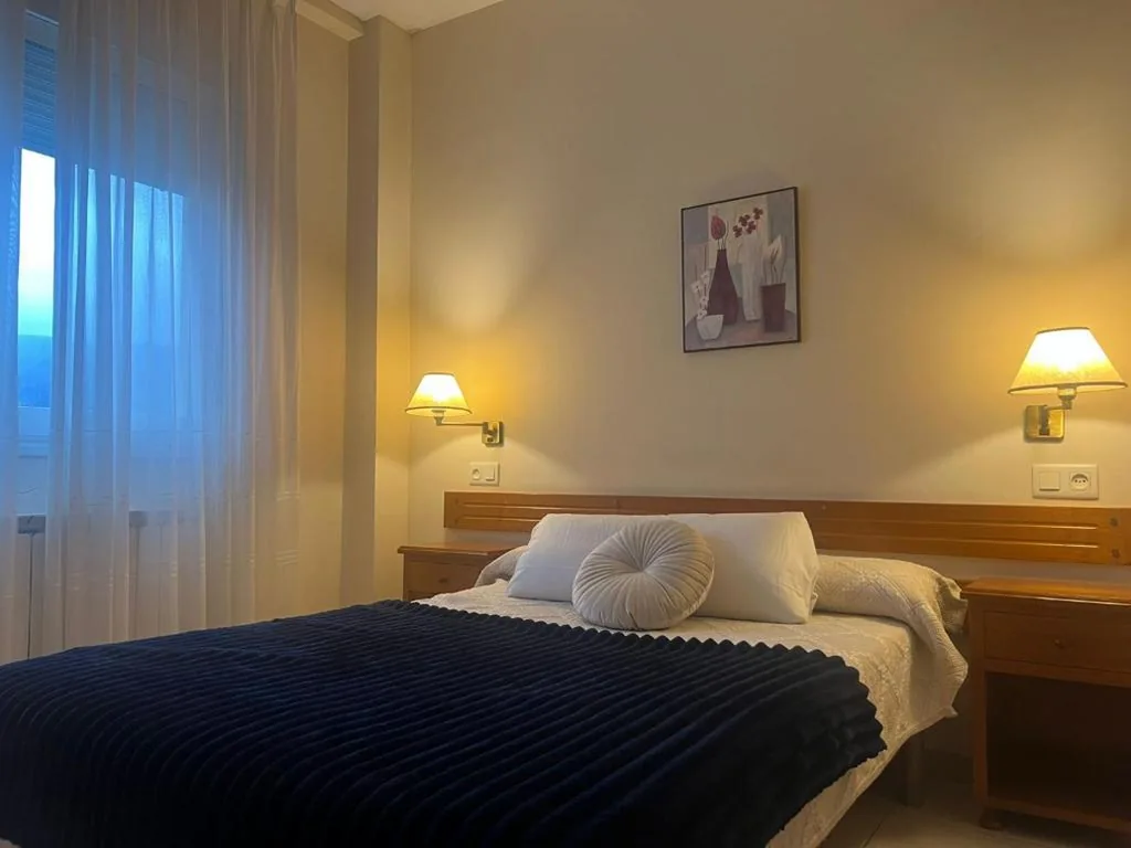Quarto Duplo — Hotel Berna - Valdeorras - Camino de Invierno