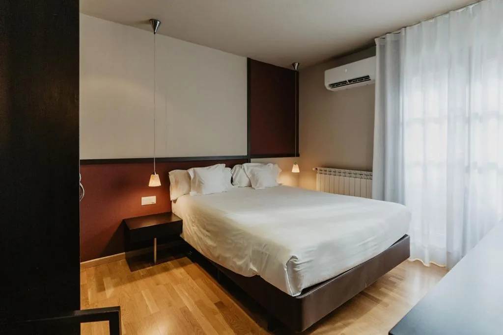 Habitación Familiar — Hotel Bernat de So