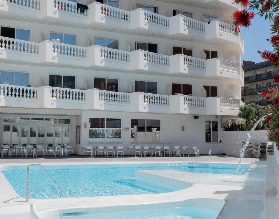 Hotel Bernat II 4*Sup