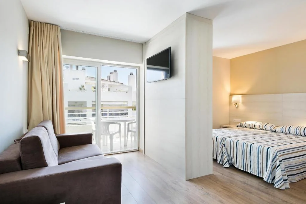 Monolocale con vista sulla piscina — Hotel Best Da Vinci