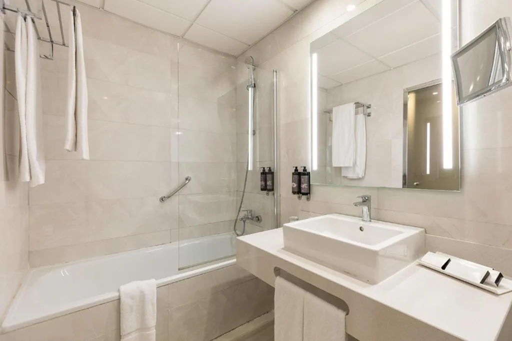 Habitación Doble - 2 camas — Hotel Best Front Maritim