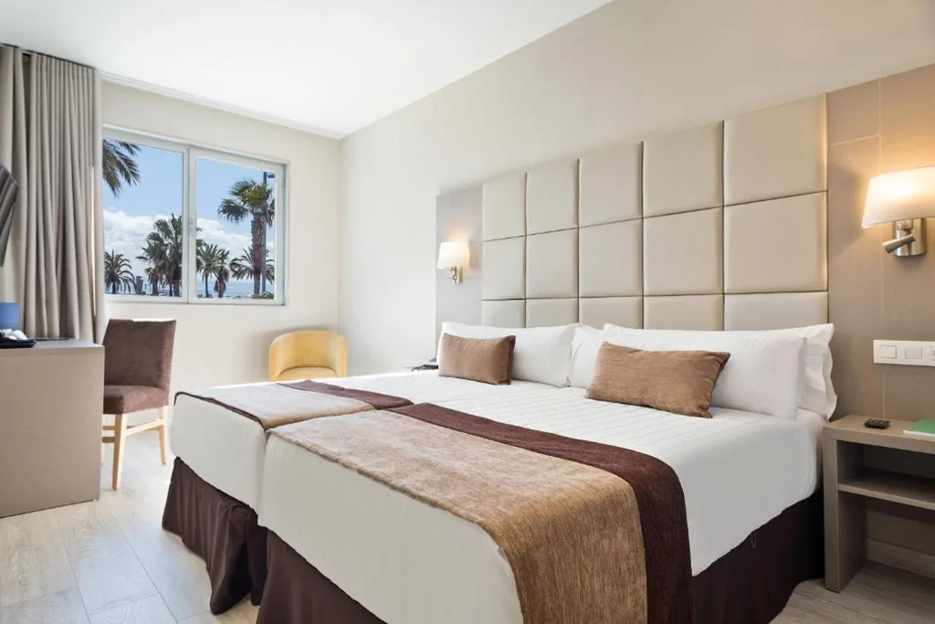 Habitación Doble Business con vistas al mar — Hotel Best Front Maritim