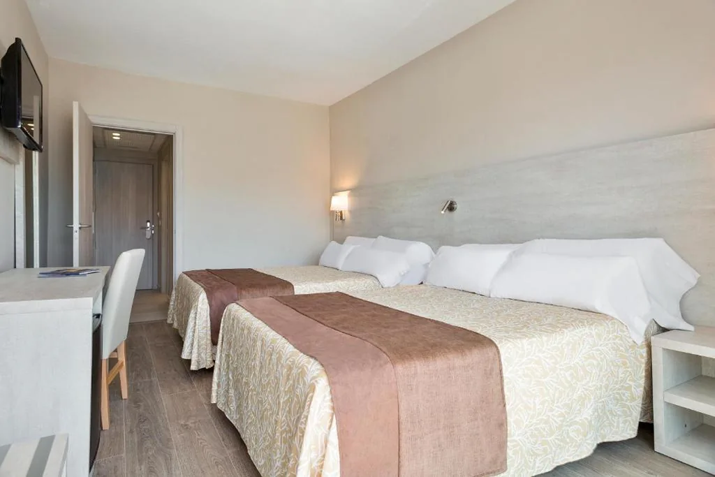 Camera Matrimoniale — Hotel Best Negresco