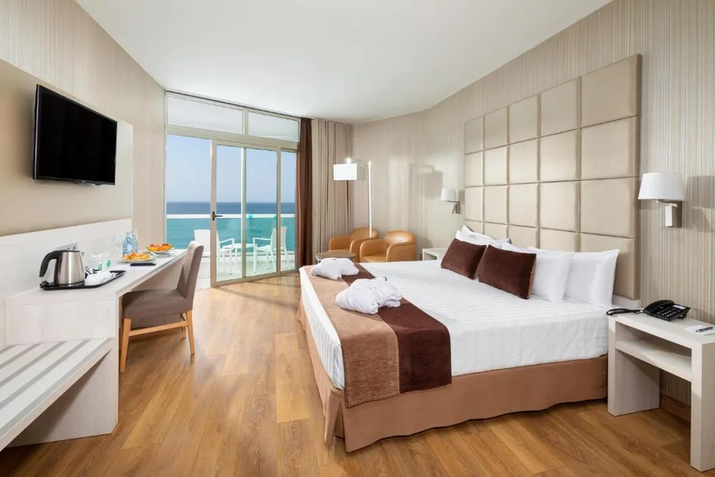 Habitación Doble Superior — Hotel Best Semiramis